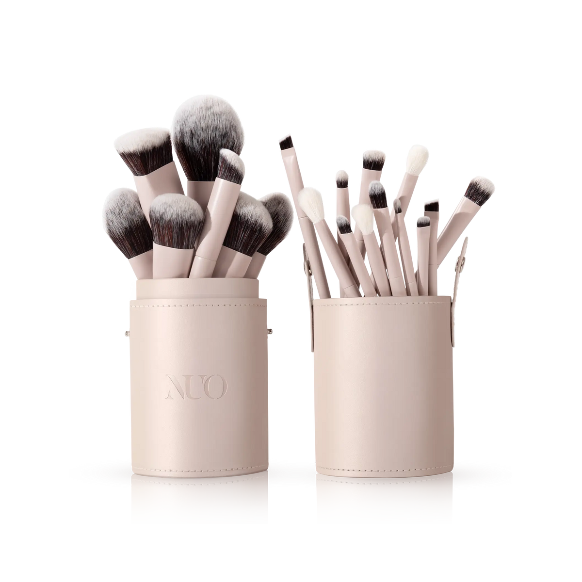 Set Pensule Machiaj NUO — păr natural, complet
