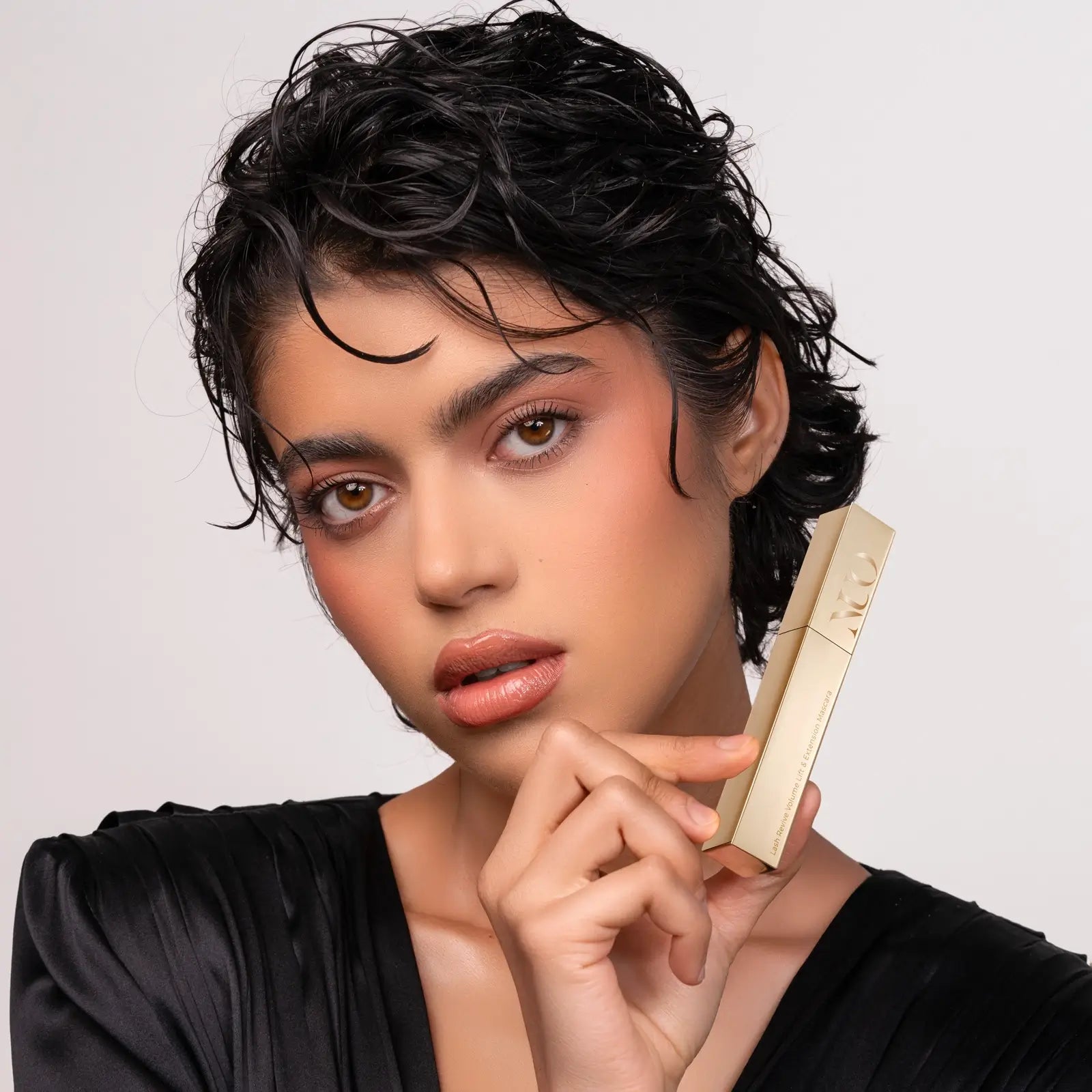 Rimel pentru volum, curbare si alungire